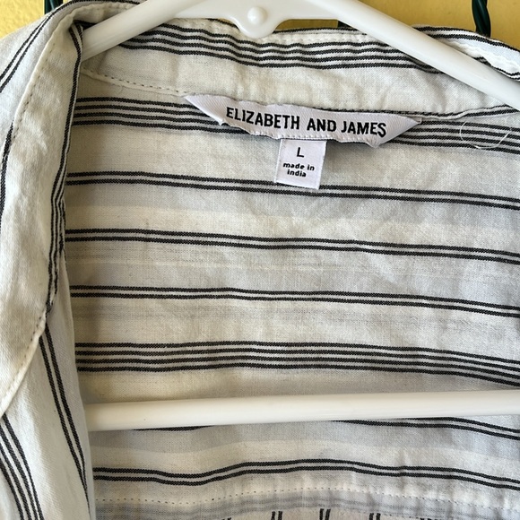 ELIZABETH AND JAMES, WOMEN'S large WHITE & BLACK STRIPES LIGHTWEIGHT but… - Picture 2 of 3